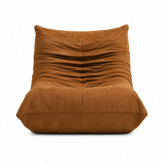 Poltrona lounge morbida in microfibra effetto pelle scamosciata colore marrone arancio dimensioni circa 90 x 90 x 75 cm